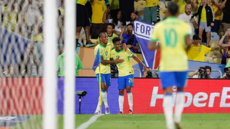 Brasil brilha no Maracanã e vence Chile sob o comando de Ancelotti