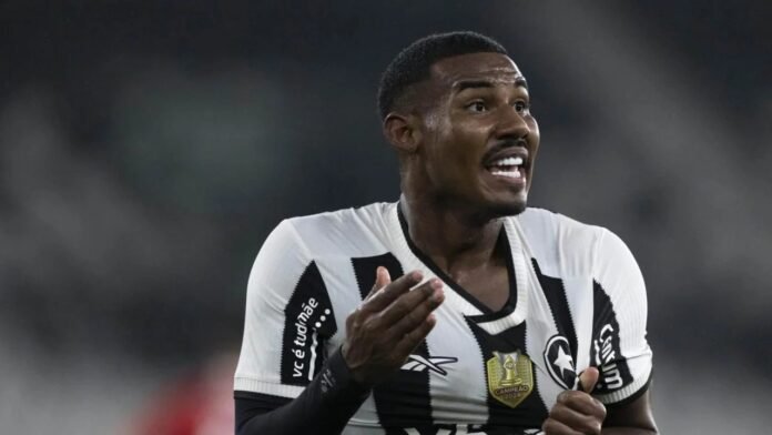 Cuiabano volta ao Botafogo por empréstimo (Foto Jorge RodriguesAgifGazeta Press)